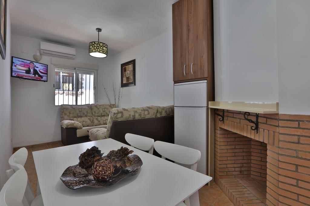 Apartamentos El Madronal Coto Rios Buitenkant foto