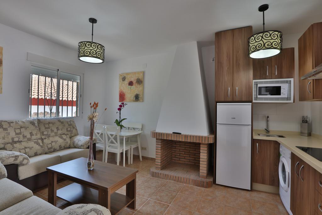 Apartamentos El Madronal Coto Rios Buitenkant foto