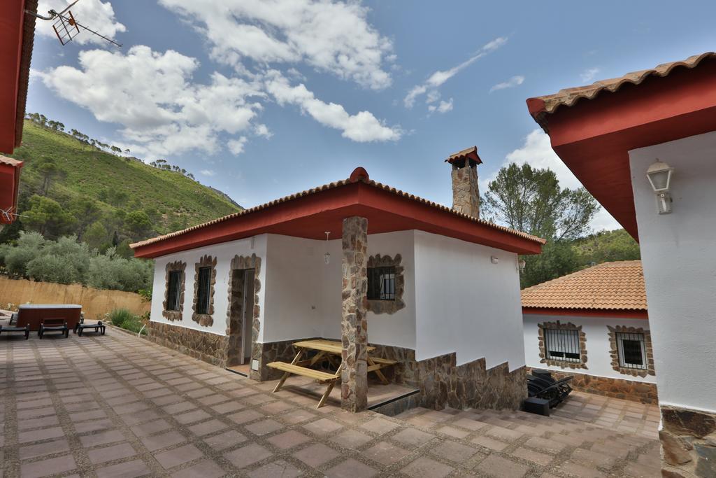 Apartamentos El Madronal Coto Rios Buitenkant foto