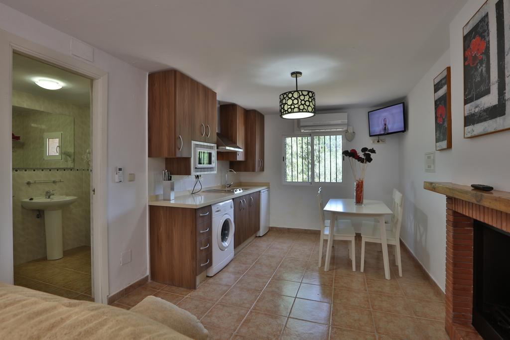 Apartamentos El Madronal Coto Rios Buitenkant foto